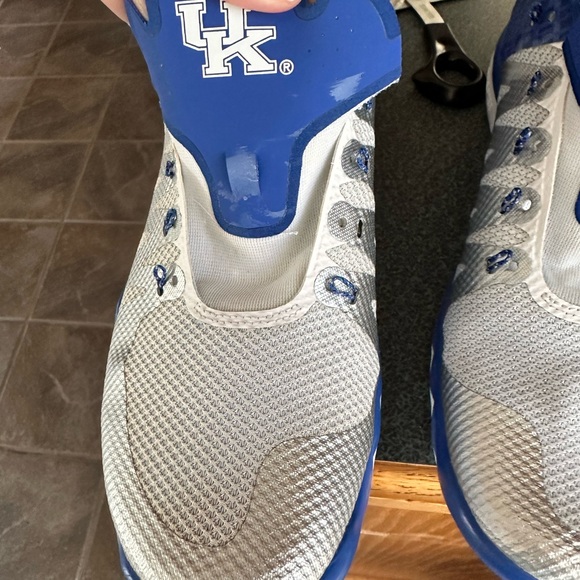 Nike Free Trainer 5.0 Kentucky Wildcats athletic shoe - Picture 16 of 16